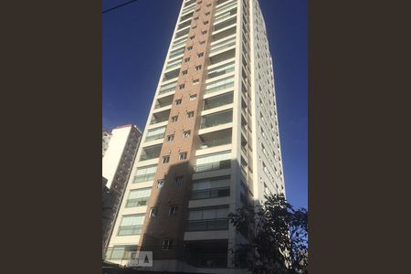 Studio à venda com 63m², 2 quartos e 1 vaga Studio à venda com 63m², 2 quartos e 1 vagaFachada