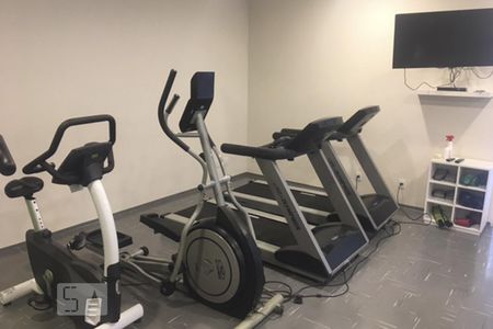 Studio à venda com 63m², 2 quartos e 1 vaga Studio à venda com 63m², 2 quartos e 1 vagaAcademia