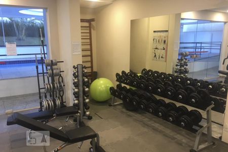 Studio à venda com 63m², 2 quartos e 1 vaga Studio à venda com 63m², 2 quartos e 1 vagaAcademia