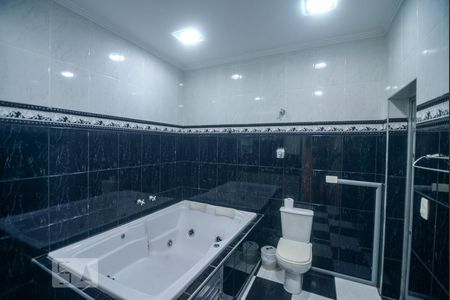 Casa para alugar com 220m², 4 quartos e sem vagaBanheiro