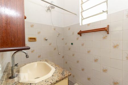 Apartamento para alugar com 66m², 2 quartos e sem vaga Apartamento para alugar com 66m², 2 quartos e sem vagaBanheiro