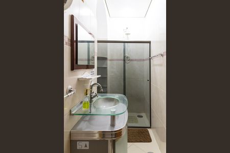 Casa à venda com 430m², 8 quartos e 2 vagasBanheiro 7