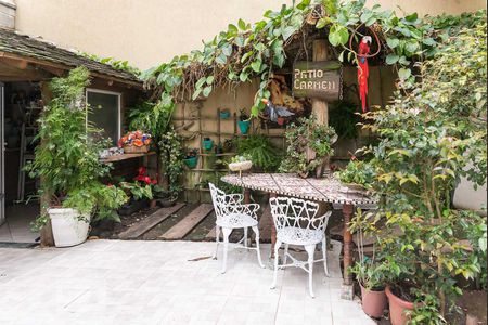 Casa à venda com 430m², 8 quartos e 2 vagasQuintal