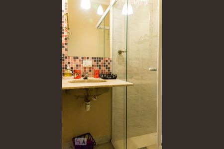 Casa à venda com 430m², 8 quartos e 2 vagasBanheiro 4