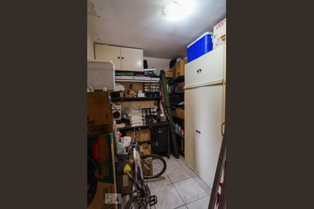 Casa à venda com 250m², 4 quartos e 3 vagas Casa à venda com 250m², 4 quartos e 3 vagasQuarto de serviço