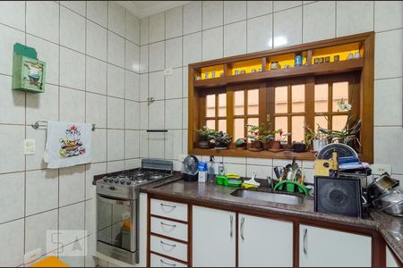 Casa à venda com 250m², 4 quartos e 3 vagas Casa à venda com 250m², 4 quartos e 3 vagasCozinha