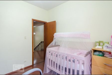 Casa à venda com 250m², 4 quartos e 3 vagas Casa à venda com 250m², 4 quartos e 3 vagasQuarto 4