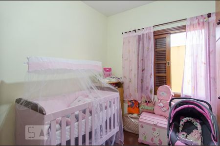 Casa à venda com 250m², 4 quartos e 3 vagas Casa à venda com 250m², 4 quartos e 3 vagasQuarto 4