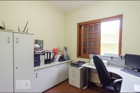 Casa à venda com 250m², 4 quartos e 3 vagas Casa à venda com 250m², 4 quartos e 3 vagasQuarto 2