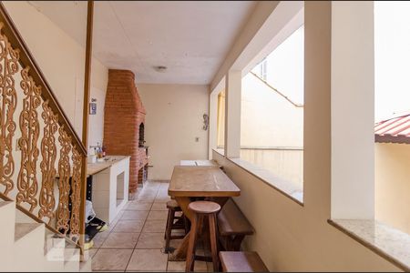 Casa à venda com 250m², 4 quartos e 3 vagas Casa à venda com 250m², 4 quartos e 3 vagasChurrasqueira