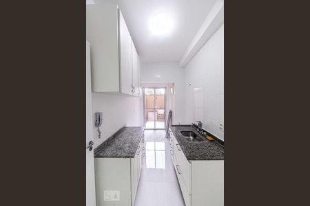 Apartamento à venda com 63m², 2 quartos e 1 vaga Apartamento à venda com 63m², 2 quartos e 1 vagaCozinha