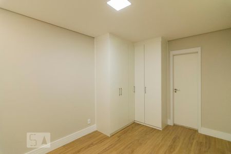 Quarto 1 Suite de apartamento para alugar com 2 quartos, 64m² em Campestre, Santo André