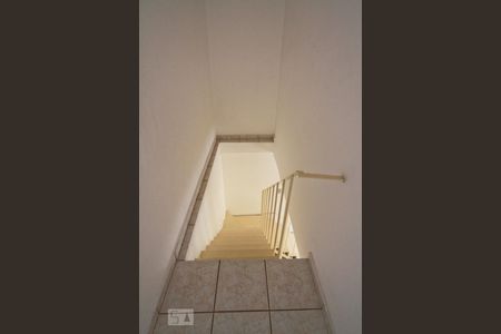Escada de casa para alugar com 2 quartos, 120m² em Imirim, São Paulo