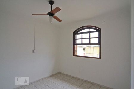 Quarto 1 de casa para alugar com 2 quartos, 120m² em Imirim, São Paulo