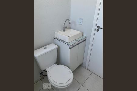 Banheiro de apartamento para alugar com 2 quartos, 43m² em Rio dos Sinos, São Leopoldo