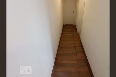 Corredor de apartamento à venda com 2 quartos, 40m² em Itaquera, São Paulo