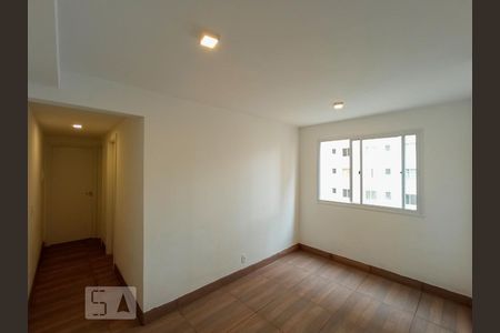 Sala de apartamento à venda com 2 quartos, 40m² em Itaquera, São Paulo