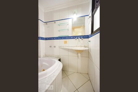 Apartamento para alugar com 81m², 3 quartos e 2 vagasBanheiro suíte 02