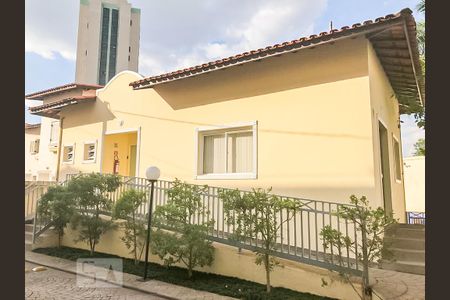 Casa de condomínio à venda com 100m², 2 quartos e sem vagaFachada