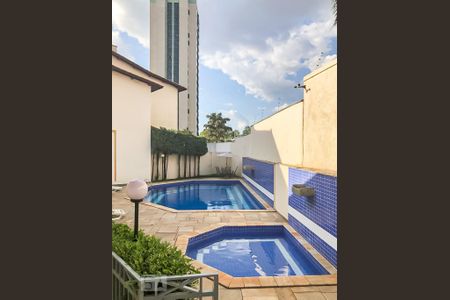 Casa de condomínio à venda com 100m², 2 quartos e sem vagaPisina