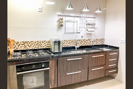 Casa de condomínio à venda com 100m², 2 quartos e sem vagaCozinha