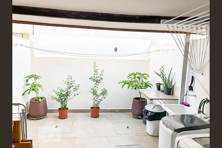 Casa de condomínio à venda com 100m², 2 quartos e sem vagaÁrea de Serviço