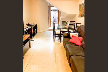 Sala de casa de condomínio à venda com 2 quartos, 100m² em Vila Antônio, São Paulo