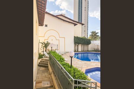 Casa de condomínio à venda com 100m², 2 quartos e sem vagaPiscina