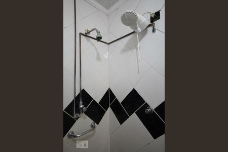 Casa à venda com 191m², 3 quartos e 5 vagasBnaheiro