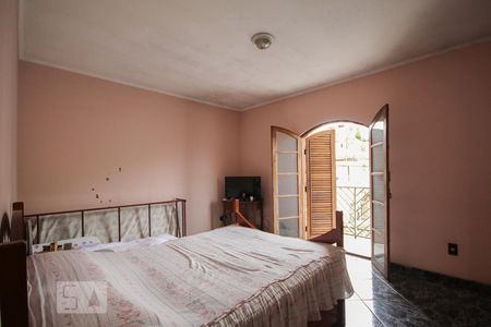 Suíte de casa à venda com 3 quartos, 191m² em Jardim Monte Kemel, São Paulo