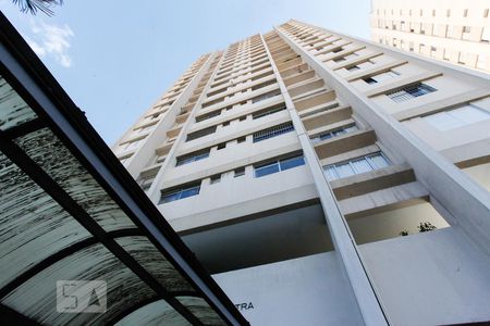 Apartamento à venda com 65m², 2 quartos e 1 vagaFachada 