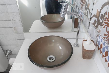 Apartamento à venda com 65m², 2 quartos e 1 vagaBanheiro de Serviço