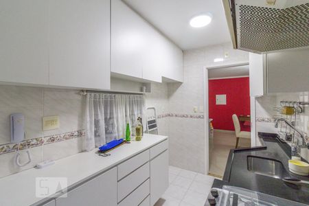 Apartamento à venda com 63m², 2 quartos e 1 vagaCozinha