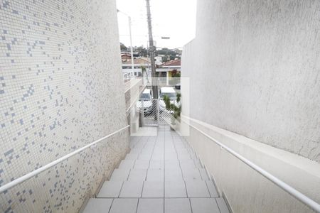 Apartamento à venda com 80m², 2 quartos e sem vagaEscada