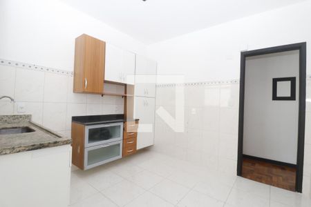 Apartamento à venda com 80m², 2 quartos e sem vagaCozinha