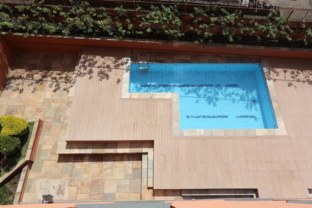 Apartamento à venda com 42m², 1 quarto e 1 vagaVista