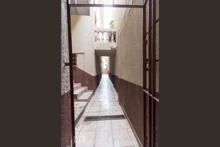 Corredor de entrada da casa de casa de condomínio para alugar com 2 quartos, 45m² em Cocaia, Guarulhos