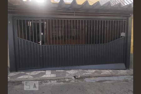 Casa à venda com 122m², 3 quartos e 3 vagasFachada