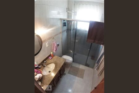 Casa à venda com 122m², 3 quartos e 3 vagasBanheiro