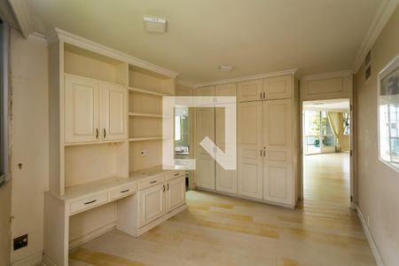 Apartamento para alugar com 300m², 4 quartos e 3 vagassuíte 1