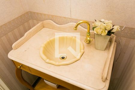 Apartamento para alugar com 300m², 4 quartos e 3 vagasLavabo