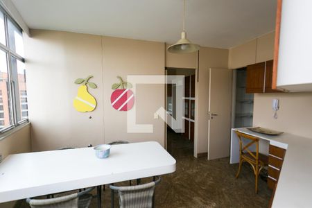 Apartamento para alugar com 300m², 4 quartos e 3 vagasCopa