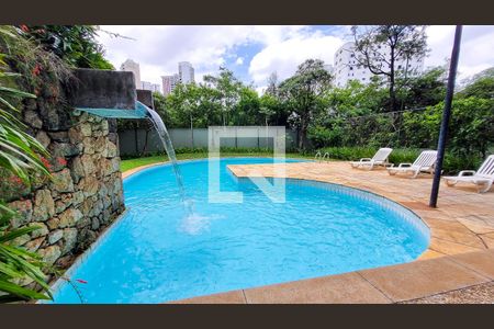 Apartamento para alugar com 300m², 4 quartos e 3 vagasÁrea comum - Piscina