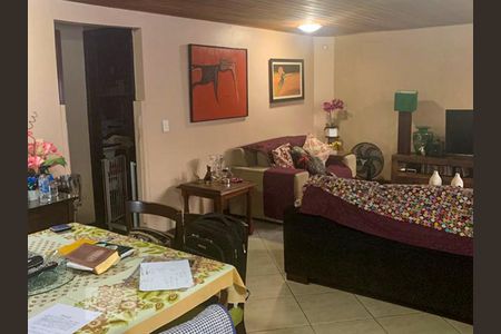 Sala de casa de condomínio para alugar com 3 quartos, 360m² em Vargem Grande, Rio de Janeiro