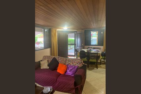 Sala de casa de condomínio à venda com 3 quartos, 360m² em Vargem Grande, Rio de Janeiro