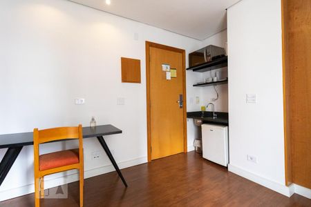 Cozinha - sala de kitnet/studio para alugar com 1 quarto, 30m² em Paraíso, São Paulo