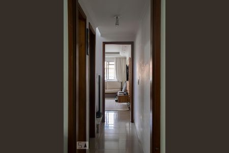 CORREDOR de casa à venda com 3 quartos, 300m² em Vila Maria Luisa, São Paulo