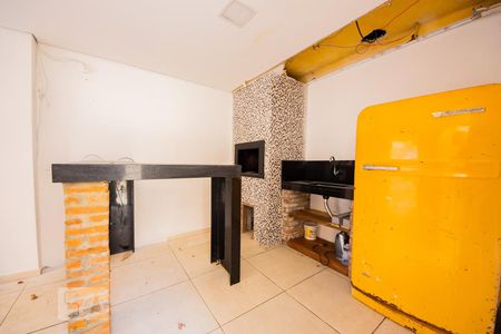 Casa à venda com 250m², 4 quartos e 4 vagas Casa à venda com 250m², 4 quartos e 4 vagasChurrasqueira