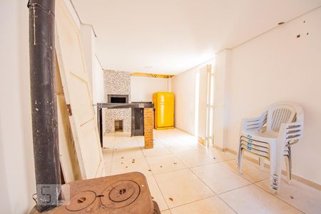 Casa à venda com 250m², 4 quartos e 4 vagas Casa à venda com 250m², 4 quartos e 4 vagasChurrasqueira