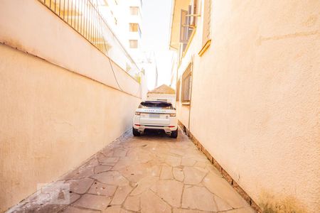 Casa à venda com 250m², 4 quartos e 4 vagas Casa à venda com 250m², 4 quartos e 4 vagasÁrea Externa